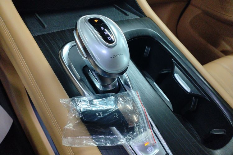 岚图汽车 岚图梦想家 2022款 0碳版 想+智驾包 475km中控内饰18