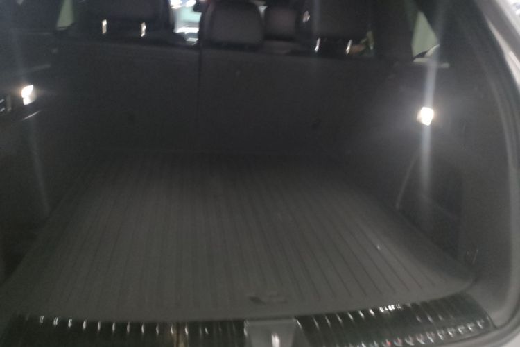 理想汽车 理想L6 2024款 Pro机舱底盘23