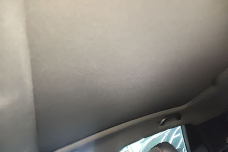 长安UNI-T 2022款 1.5T 运动版 尊贵型局部细节22