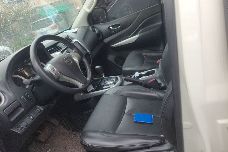 日产 途达 2020款 2.5L XL Upper 4WD 自动四驱豪华版局部细节19