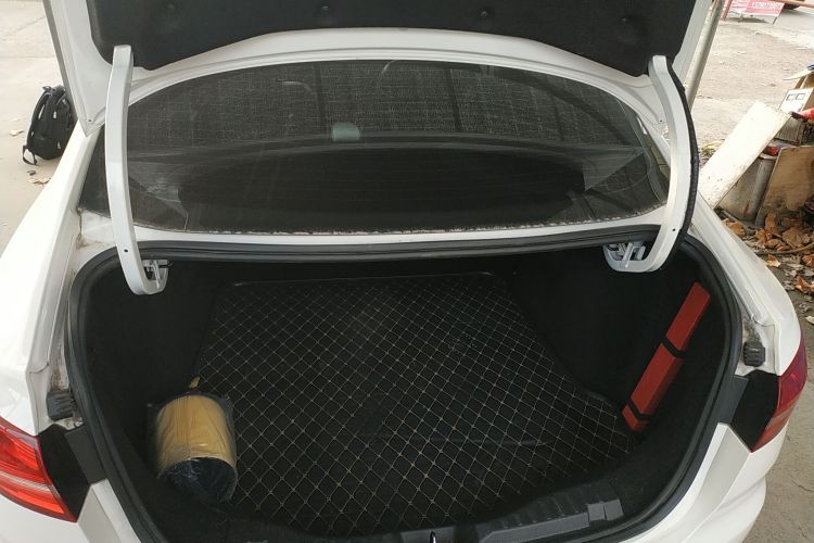 福特 福睿斯 2019款 改款 1.5L 自动质享型（胎压监测） 国VI局部细节23