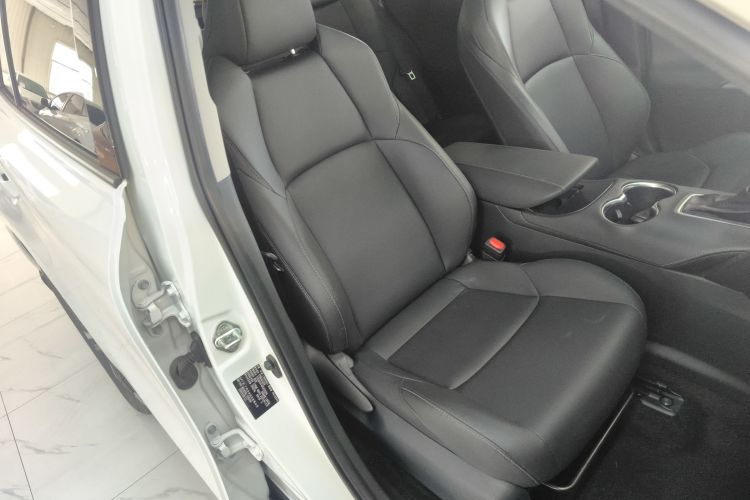 丰田 威飒 2023款 2.0L CVT两驱豪华版局部细节41