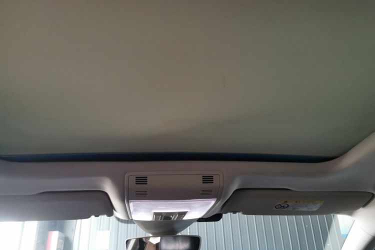 大众 迈腾 2017款 330TSI DSG 尊贵型局部细节22