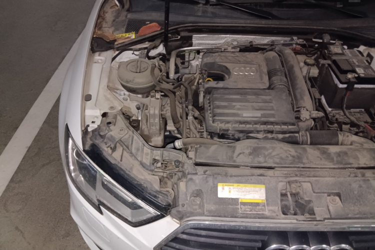 奥迪A3 2017款 Limousine 35 TFSI 进取型局部细节9006