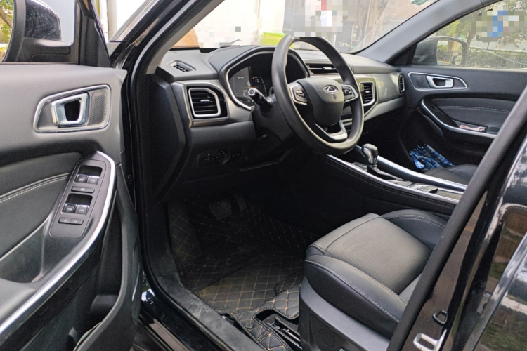 奇瑞 瑞虎8 2018款 1.5TCI 自动豪华型 7座中控内饰20