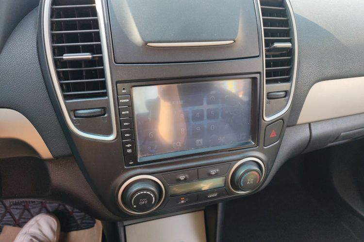 日产 轩逸 2012款 经典 1.6XE 自动舒适版局部细节16