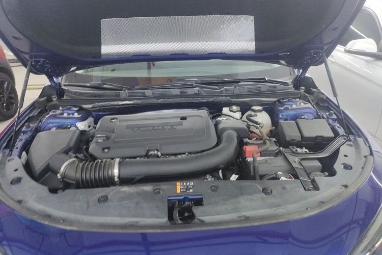 别克 君越 2023款 艾维亚版机舱底盘24