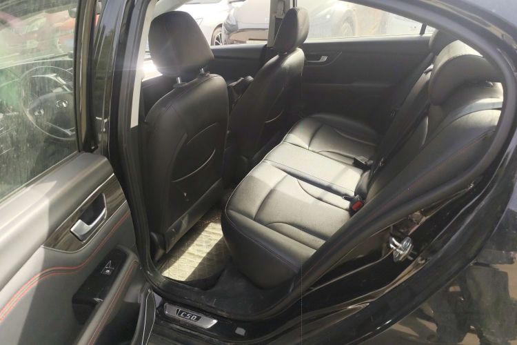 长城C50 2014款 升级版 1.5T 手动精英型中控内饰21