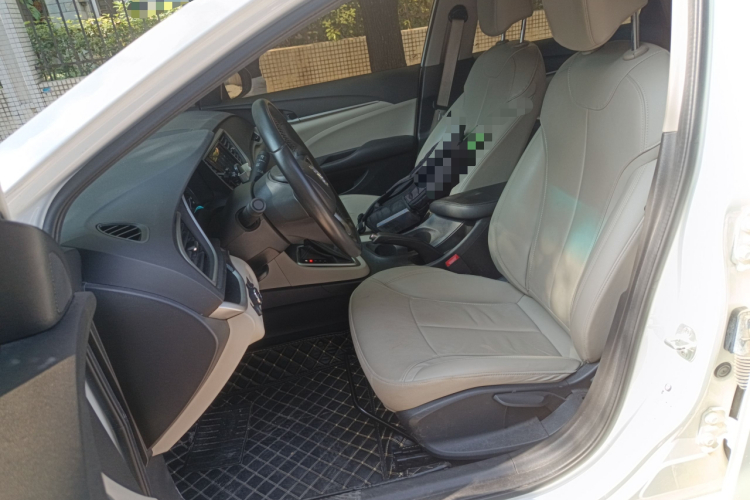 别克 英朗 2019款 15T 双离合互联精英型 国VI局部细节19