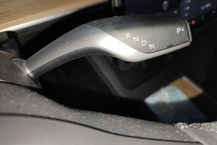 特斯拉 Model 3 2022款 后轮驱动版中控内饰18