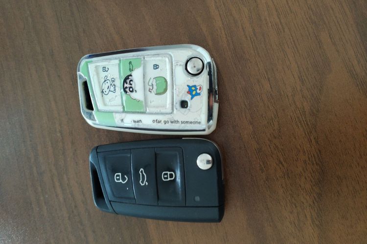 大众 高尔夫 2016款 1.6L 自动时尚型中控内饰7001