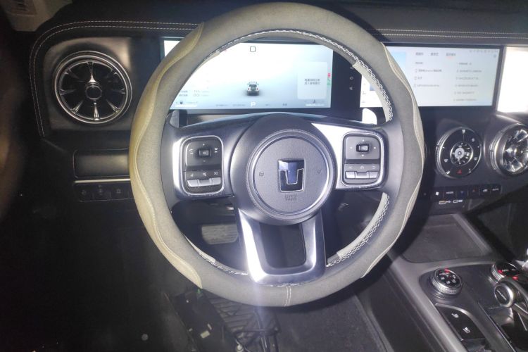 坦克300 2024款 2.0T 穿越者中控内饰13