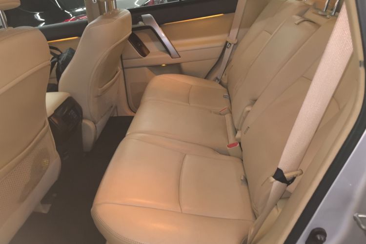 丰田 普拉多 2016款 3.5L 自动TX-L中控内饰7004