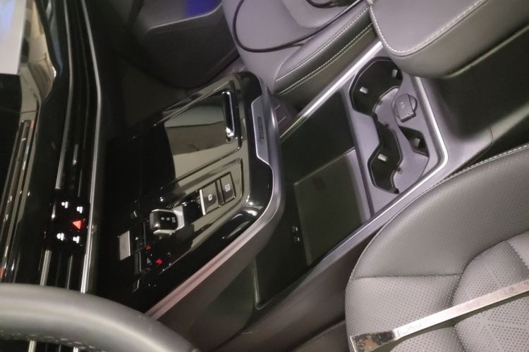 大众 揽境 2024款 380TSI 四驱豪华佳境Pro 众享款  6座中控内饰11