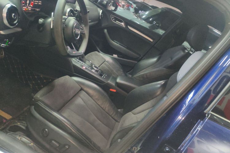 奥迪S3 2017款 改款 S3 2.0T Limousine中控内饰19