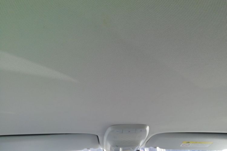 宝骏KiWi EV 2022款 设计师轻享版 磷酸铁锂中控内饰22