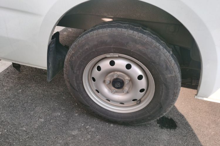 长安凯程 长安睿行EM80 2023款 平顶对开门2座60kW 41.932kWh车身外观6008