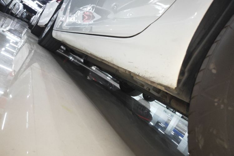 别克 君威 2015款 1.6T 领先技术型局部细节9002