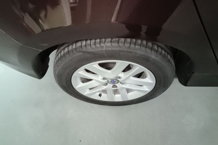 沃尔沃S60 2018款 S60L T3 智进版车身外观6008