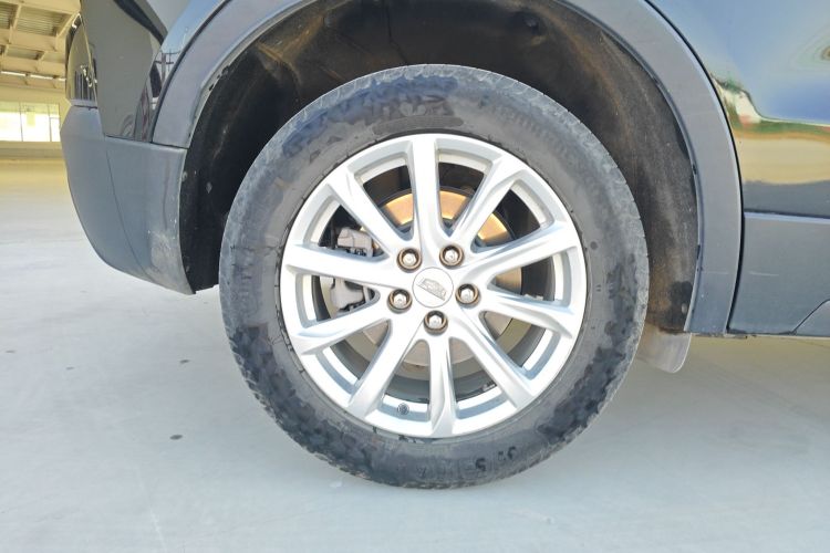 凯迪拉克XT4 2020款 改款 28T 两驱技术型车身外观6008