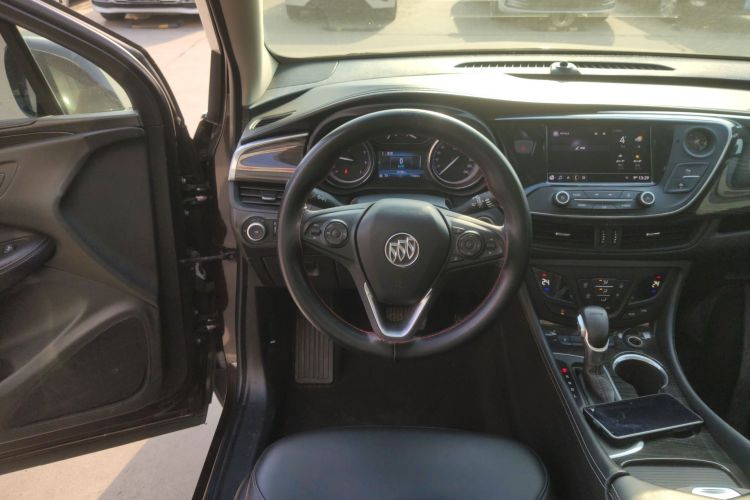 别克 昂科威 2020款 20T 两驱领先型中控内饰13