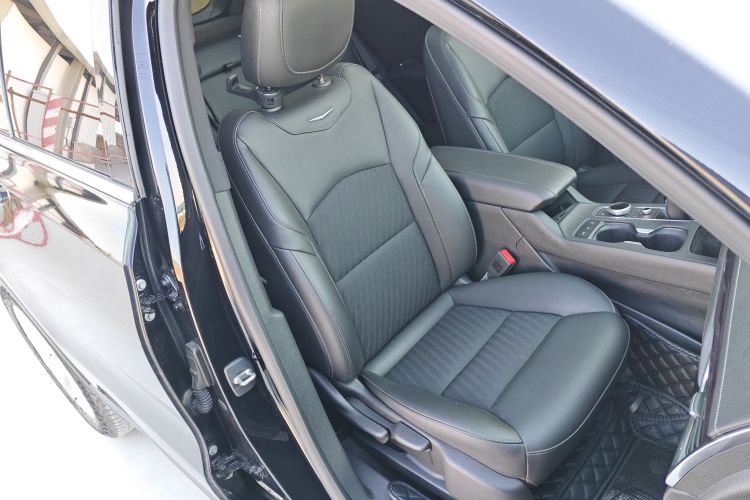 凯迪拉克XT4 2020款 改款 28T 两驱技术型局部细节41