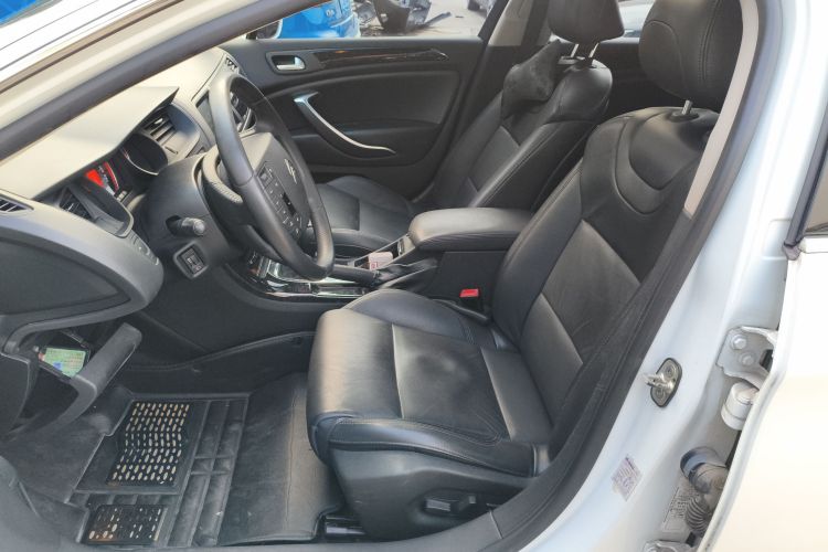 雪铁龙C5 2014款 2.0L 自动尊享型局部细节19