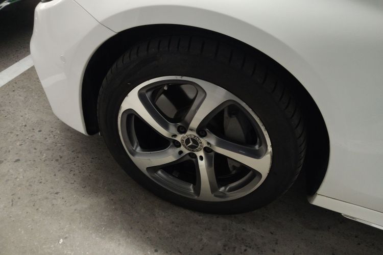 奔驰E级 2019款 E 300 L 运动豪华型车身外观6007