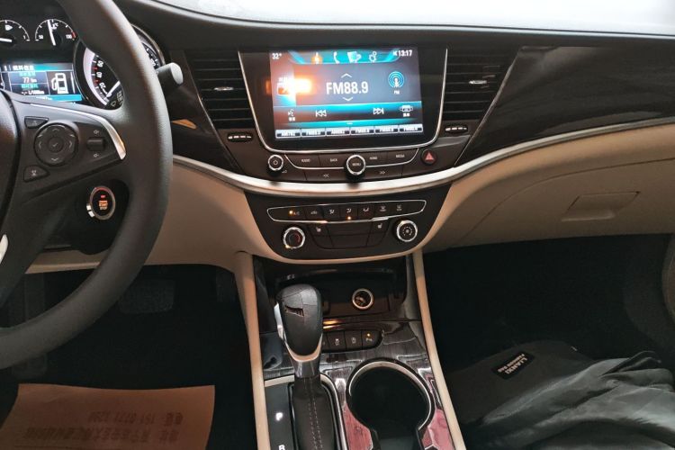 别克 威朗 2019款 三厢 15S 自动领先型中控内饰16