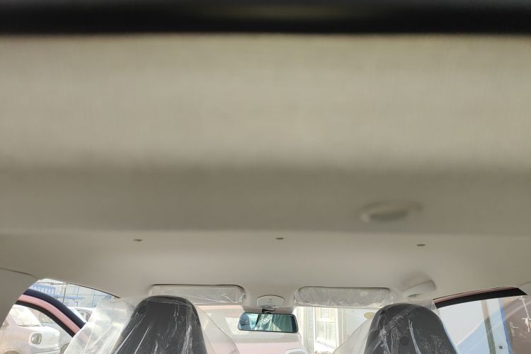 奔腾小马 2026款 222km 萌趣马中控内饰22