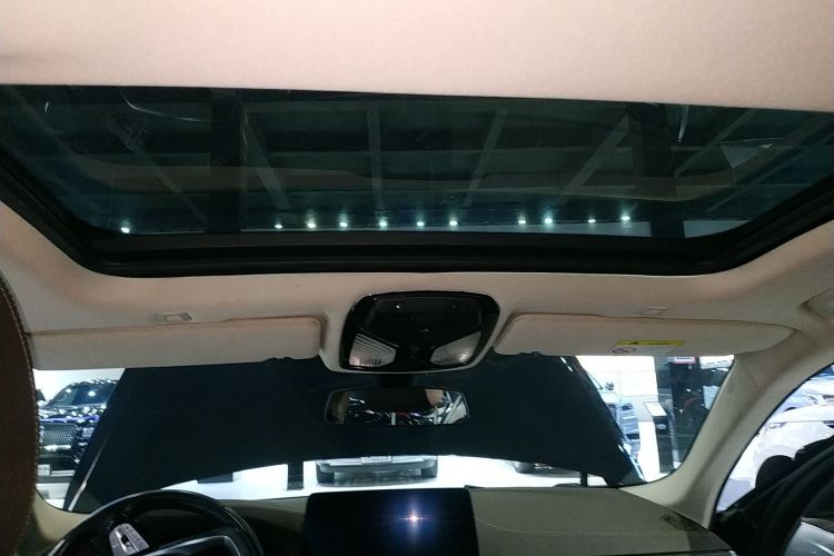 宝马5系 2021款 改款 530Li 领先型 豪华套装局部细节22