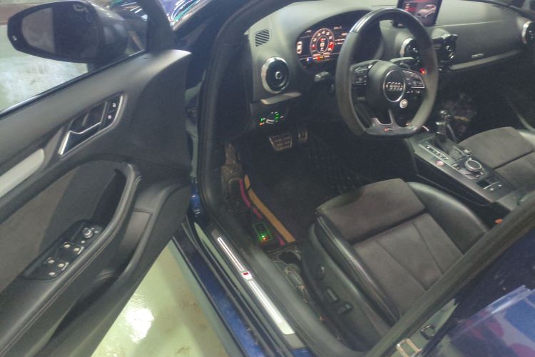 奥迪S3 2017款 改款 S3 2.0T Limousine中控内饰20