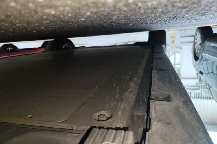 极氪001 2023款 YOU版 100kWh局部细节9001