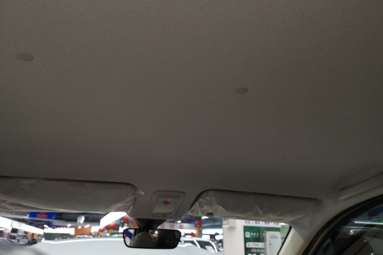 五菱汽车 宏光MINIEV 2025款 四门版 进阶款中控内饰22