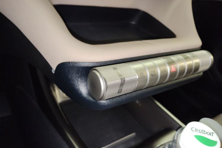 比亚迪 海豚 2023款 420km 时尚版局部细节18