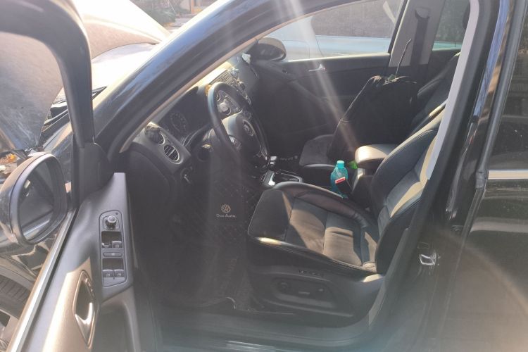 大众 途观 2010款 2.0TSI 自动四驱旗舰版中控内饰7003