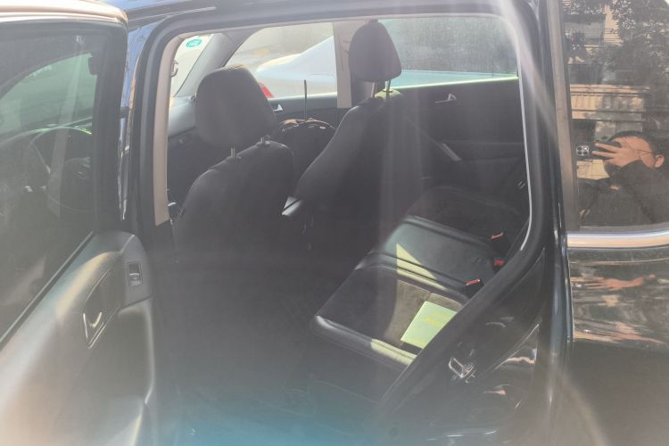 大众 途观 2010款 2.0TSI 自动四驱旗舰版中控内饰7004