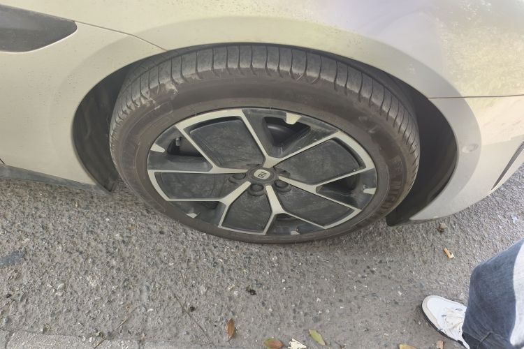 小米汽车 小米SU7 2024款 后驱长续航智驾版车身外观10