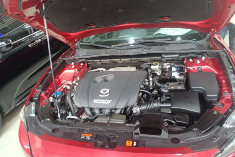 马自达CX-4 2018款 2.0L 自动两驱蓝天品位升级版 国VI机舱底盘24