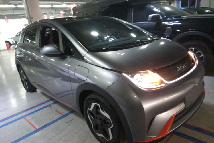 比亚迪 海豚 2021款 405km 时尚版车身外观3