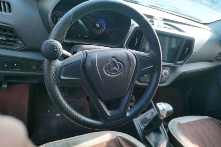 长安凯程 长安睿行EM80 2023款 平顶对开门2座60kW 41.932kWh局部细节13