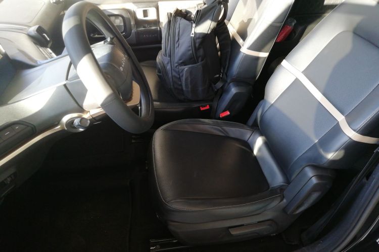 宝骏KiWi EV 2022款 设计师轻享版 磷酸铁锂中控内饰19