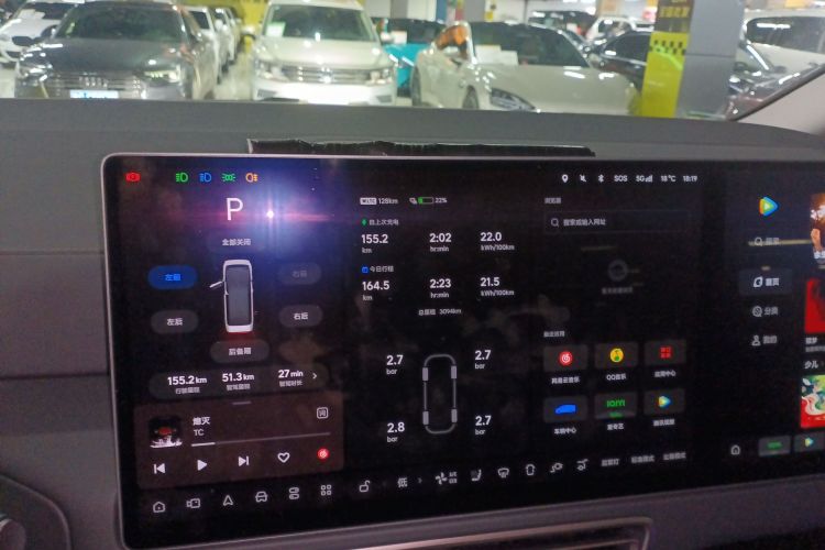 理想汽车 理想MEGA 2025款 Home 家庭特别版中控内饰14