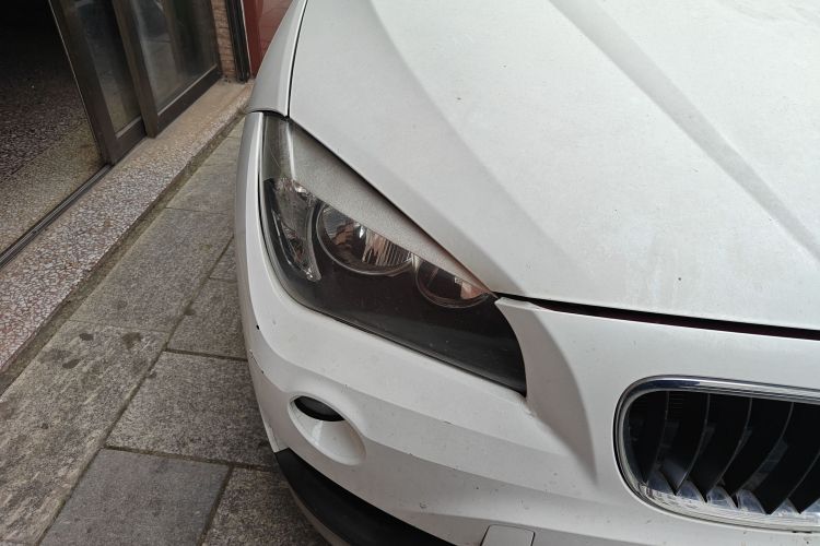 宝马X1 2014款 sDrive18i 时尚型车身外观8