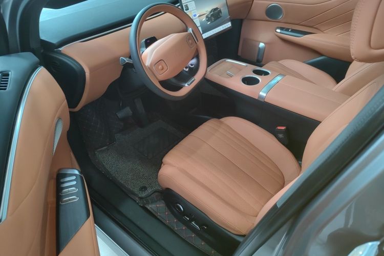 长安启源E07 2025款 纯电 四驱 90kWh Ultra高性能版中控内饰7003