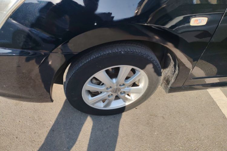 日产 轩逸 2012款 经典 1.6XE 自动舒适版车身外观6007