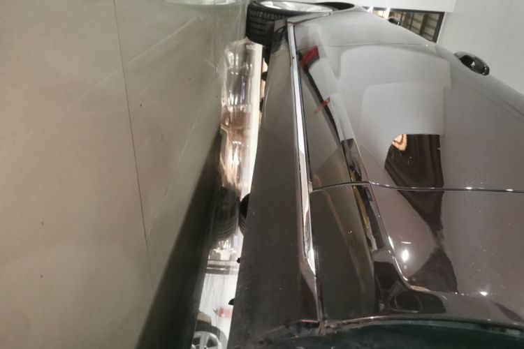 捷豹XFL 2018款 XFL 2.0T 200PS 精英版局部细节9001