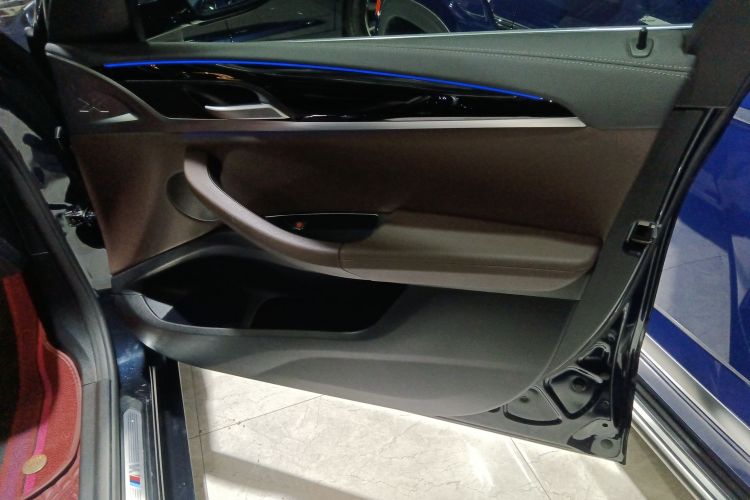 宝马X3 2021款 改款 xDrive25i M运动套装中控内饰7005