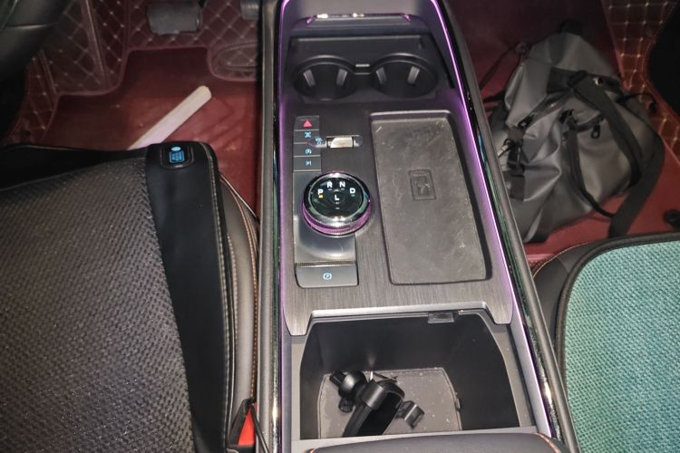 福特 蒙迪欧 2022款 EcoBoost 245 至尊型中控内饰18