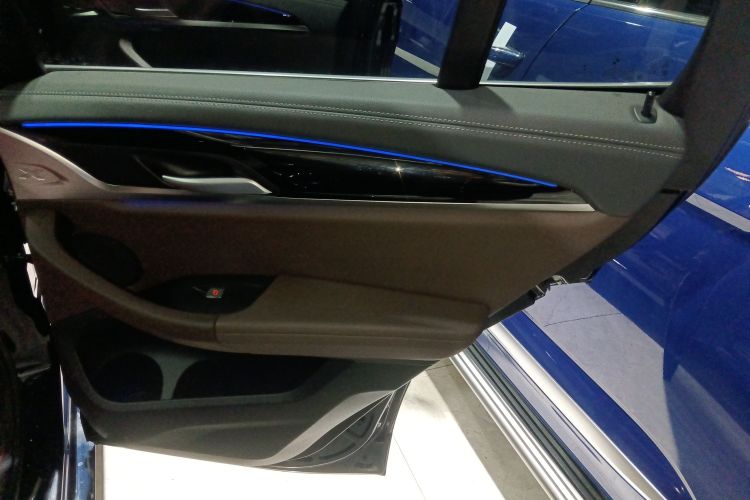 宝马X3 2021款 改款 xDrive25i M运动套装中控内饰7006